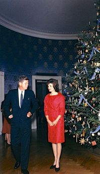 1961 Blue Room Christmas tree John and Jacqueline Kennedy CREDIT Robert Knudsen White House Collection.jpg